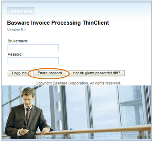 Skjermbildet viser at du logger på med nytt passord ved å klikke på "Endre passord" i Basware (IP klient).